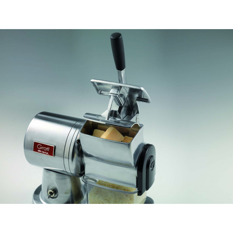 Ariete GRATTUGIA ELETTRICA PROFESSIONALE CON VASCHETTA SALVAFRESCHEZZA Qualità